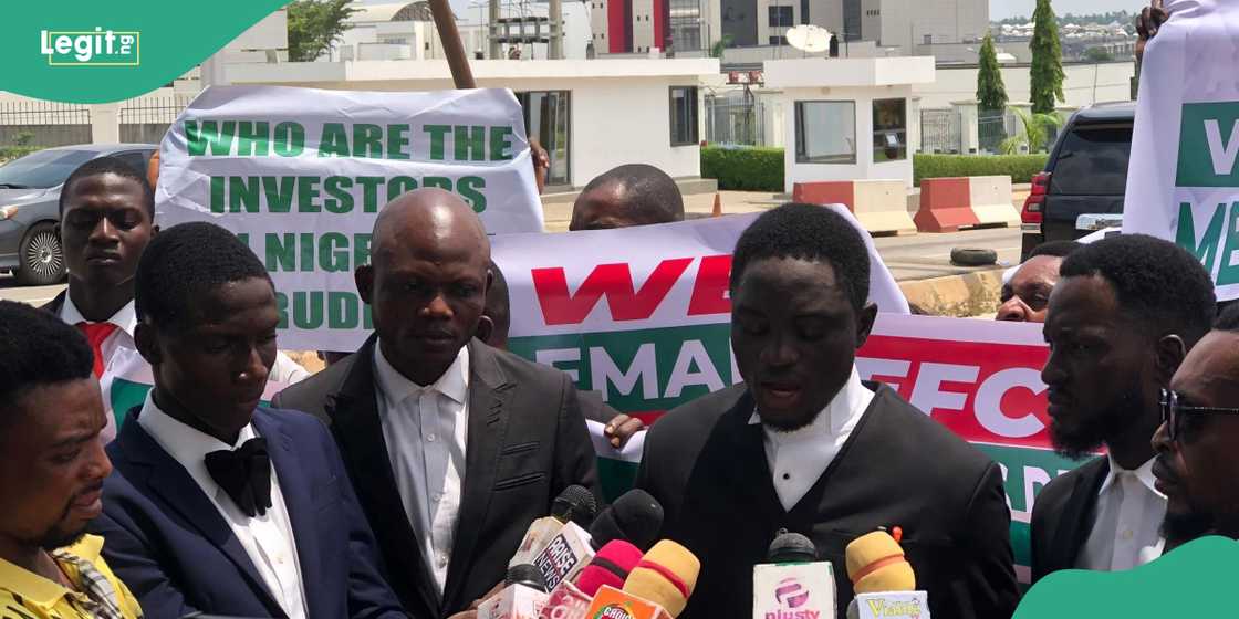 Lawyers, CSOs return to EFCC, demand arrest of Former NNPCL boss, Mele Kyari over alleged refinery fraud Lawyers, CSOs return to EFCC, demand arrest of Former NNPCL boss, Mele Kyari over alleged refinery fraud