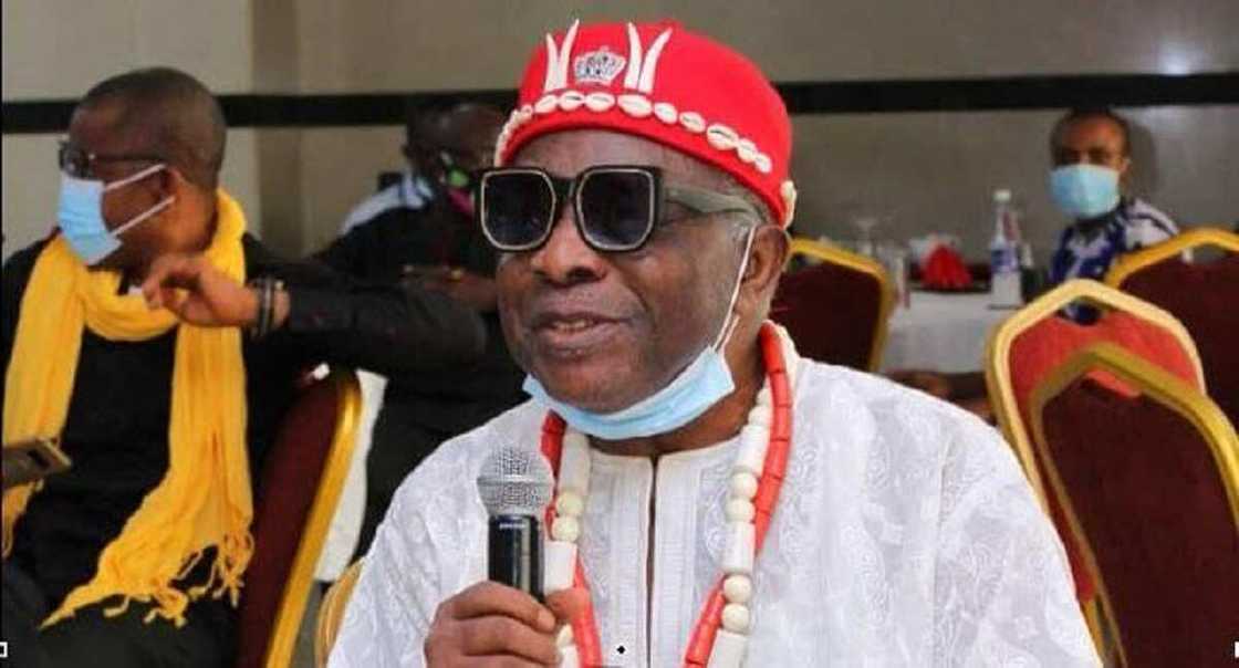 Yanzu-Yanzu: Ɗan Siyasa Na Jamhuriya Ta Biyu, Guy Ikokwu, Ya Rasu Yana Da Shekaru 85 Yanzu-Yanzu: Ɗan Siyasa Na Jamhuriya Ta Biyu, Guy Ikokwu, Ya Rasu Yana Da Shekaru 85