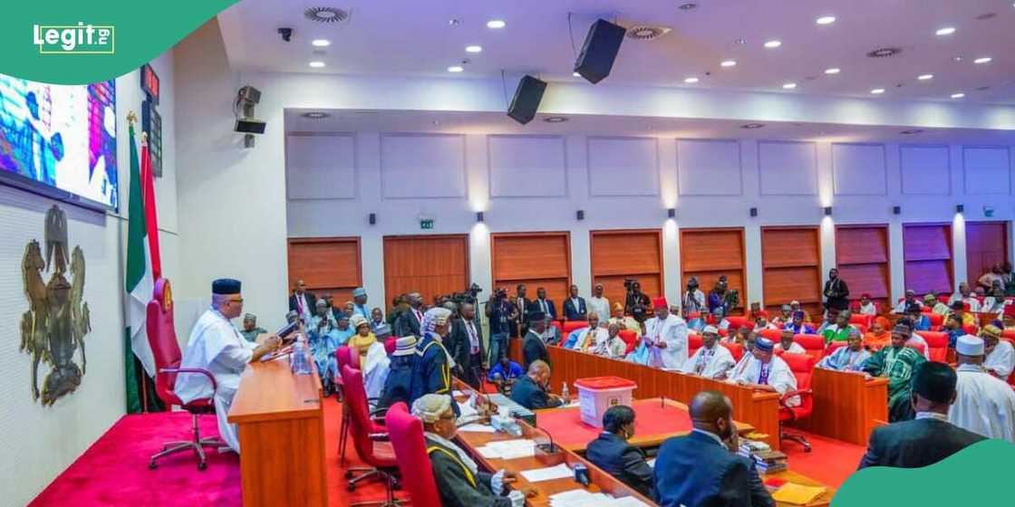 Akpabio swears in three new senators Akpabio swears in three new senators
