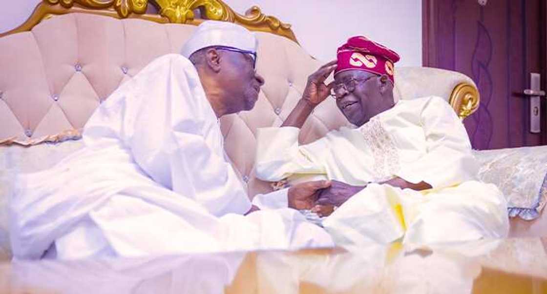 Tinubu ya gana da Aremu, sarkin Legas