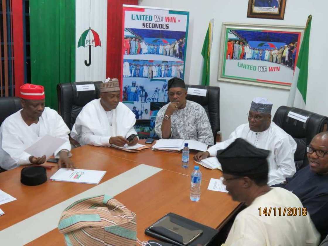 ‘Yan takaran PDP Atiku da Obi sun gana da Saraki da Kwankwaso ‘Yan takaran PDP Atiku da Obi sun gana da Saraki da Kwankwaso