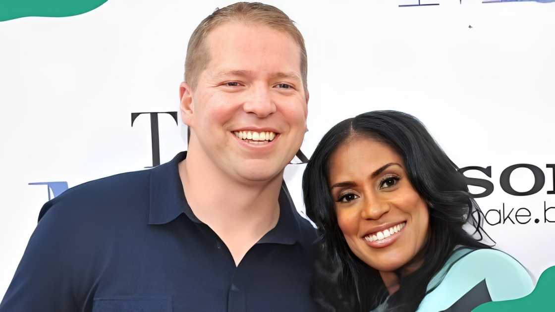 Kenya Duke and Gary Owen pose for a photo