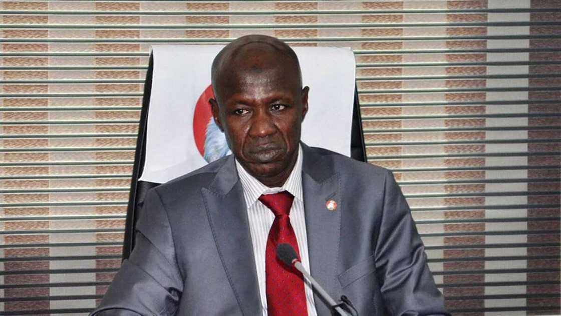 Magu moves personal belongings out of EFCC headquarters Magu moves personal belongings out of EFCC headquarters