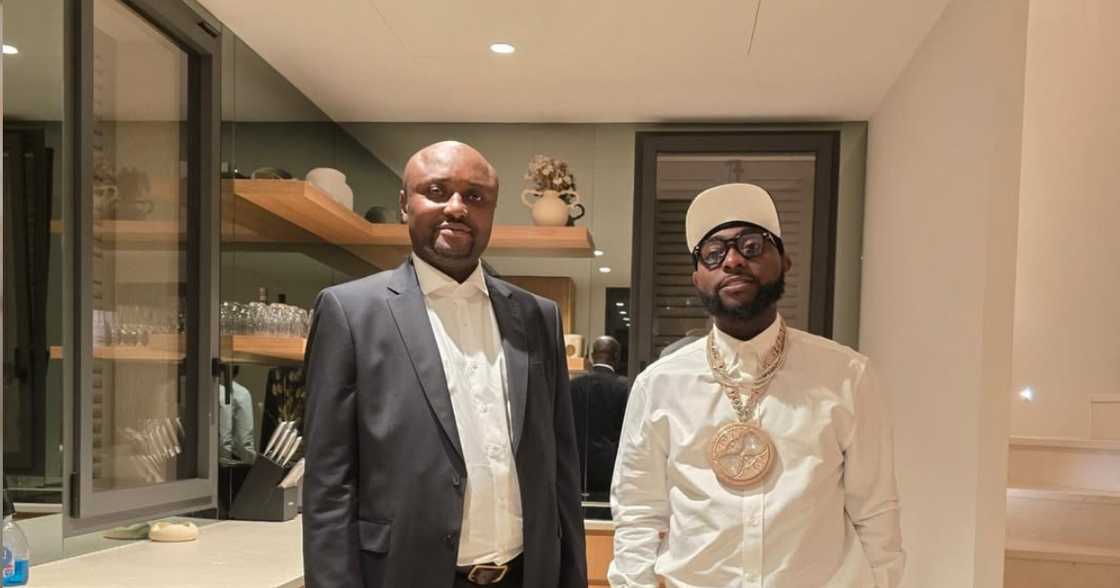 Israel DMW appreciates Davido, visits him in his room. Israel DMW appreciates Davido, visits him in his room.