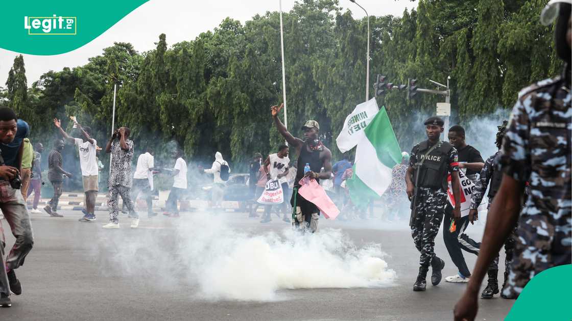 Protesters were dispersed in Abuja on Tuesday, Nigeria's Independence Day, the protest was held in some states in Nigeria.