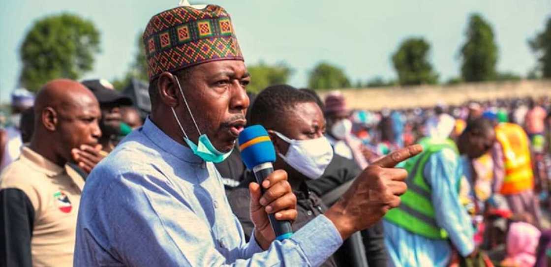 FG ta saki N5.2bn domin ginin gidajen 'yan gudun hijira, Zulum FG ta saki N5.2bn domin ginin gidajen 'yan gudun hijira, Zulum