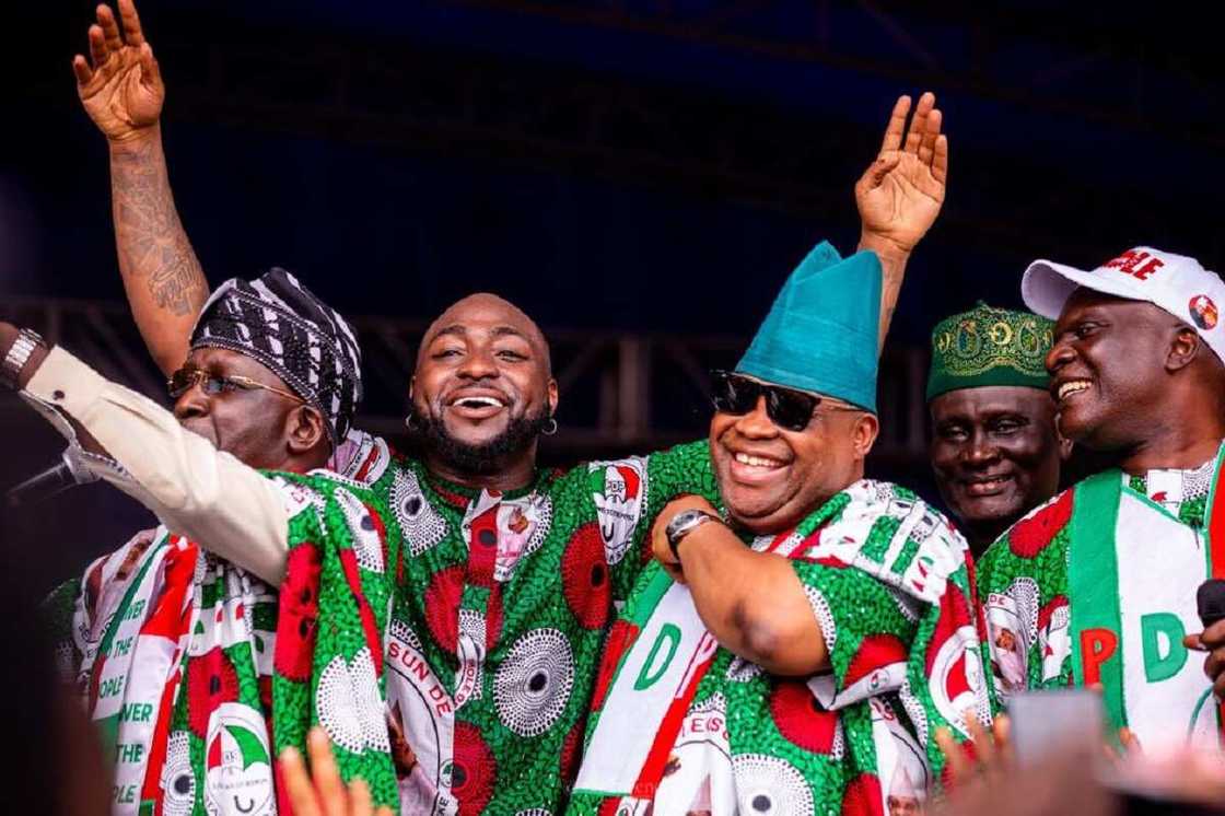 Governor Ademola Adeleke and Seyi Makinde dance to Davido's song. Governor Ademola Adeleke and Seyi Makinde dance to Davido's song.