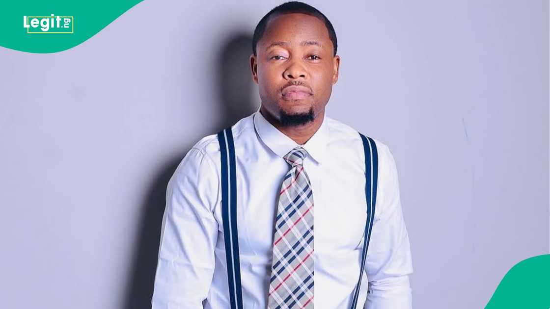 Fans drag Lege Miami over his reactions to Seyi Tinubu's congratulatory clip. Fans drag Lege Miami over his reactions to Seyi Tinubu's congratulatory clip.