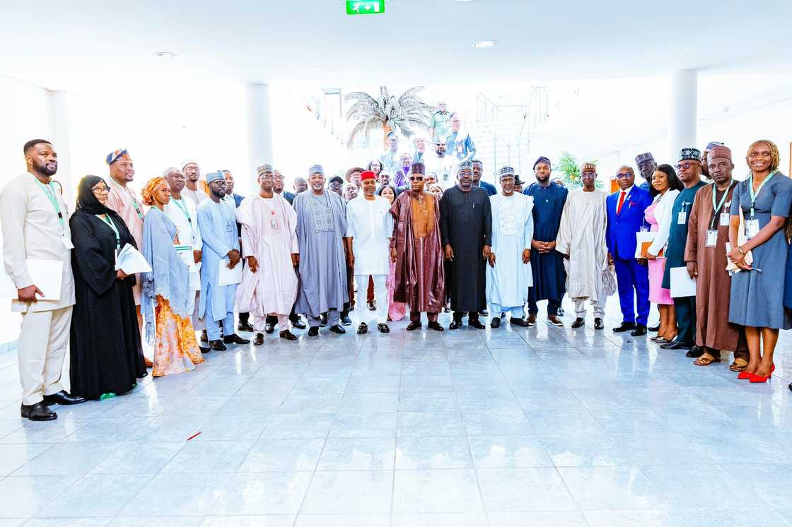 Shettima ya kaddamar da kwamitin karfafa tattalin arziki da rage shigo da kayayyaki Shettima ya kaddamar da kwamitin karfafa tattalin arziki da rage shigo da kayayyaki