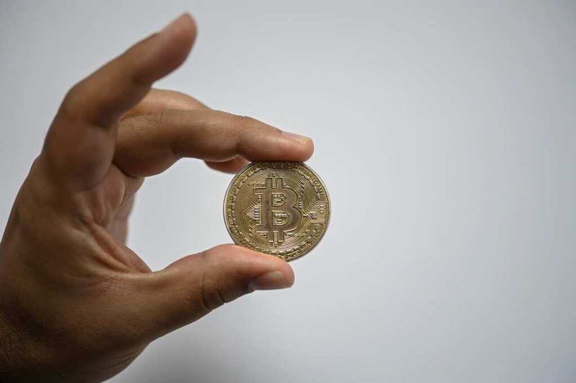 Cyrptocurrencies like Bitcoin are struggling to gain a firmer foothold in the United States as financial regulators crack down on major firms operating in the freewheeling industry