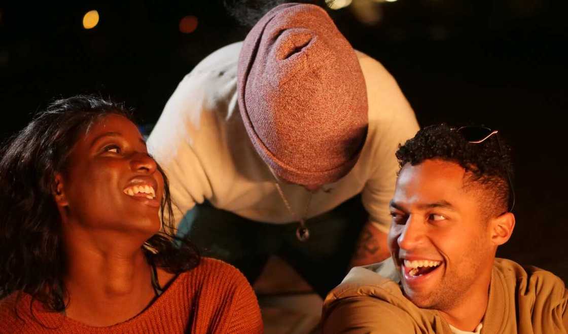 What does it mean to have a bubbly personality? What does it mean to have a bubbly personality?