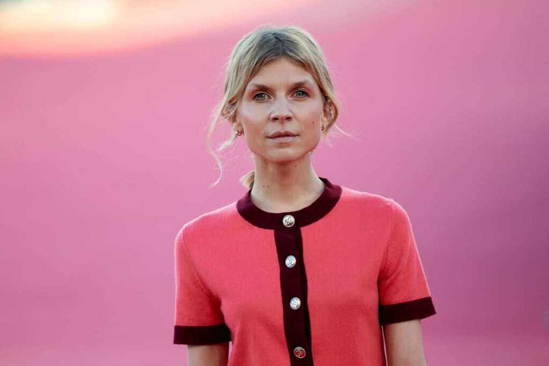 Older French actresses Older French actresses