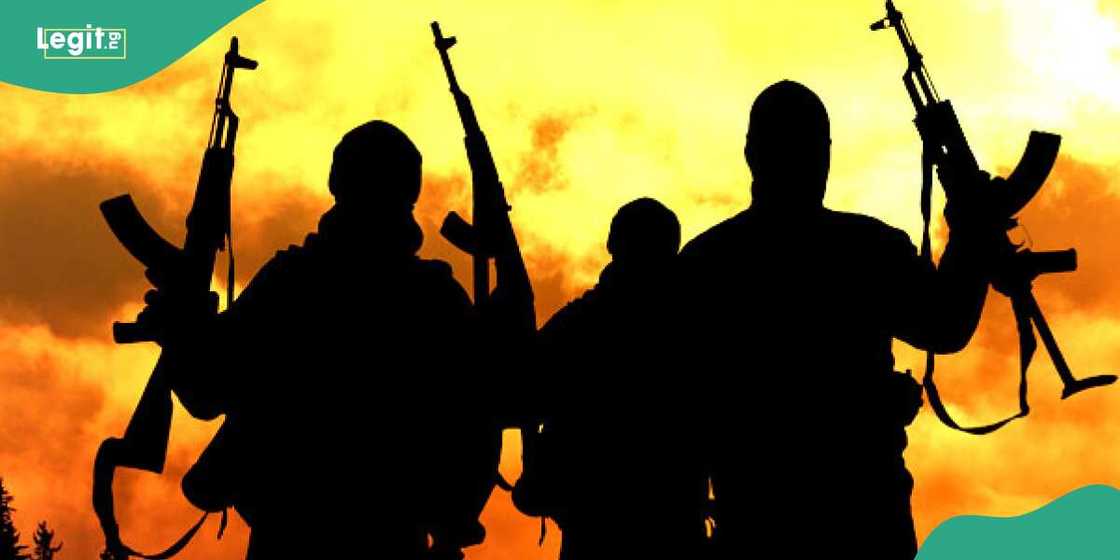 Gunmen Gunmen