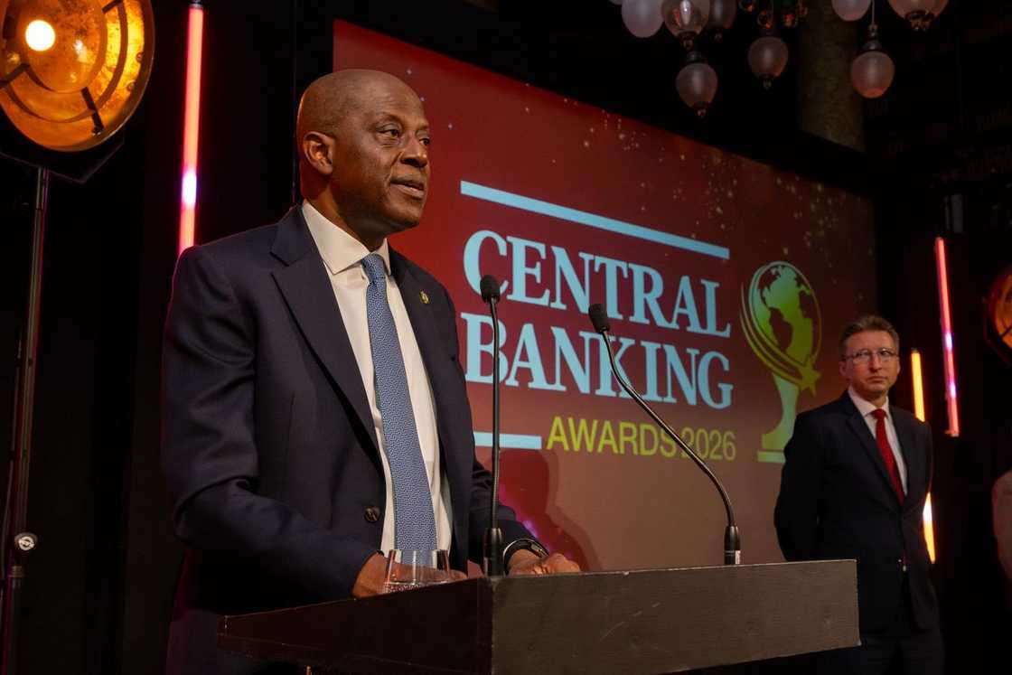 CBN ya warware zare da abawa kan takardun N100 CBN ya warware zare da abawa kan takardun N100