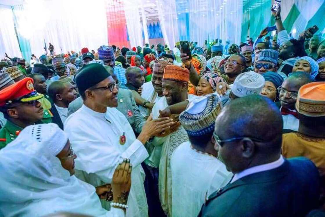 Buhari ya yi watsi da matasa 'yan yanar gizo, suma sun fara watsi da shi - El- Bash Buhari ya yi watsi da matasa 'yan yanar gizo, suma sun fara watsi da shi - El- Bash