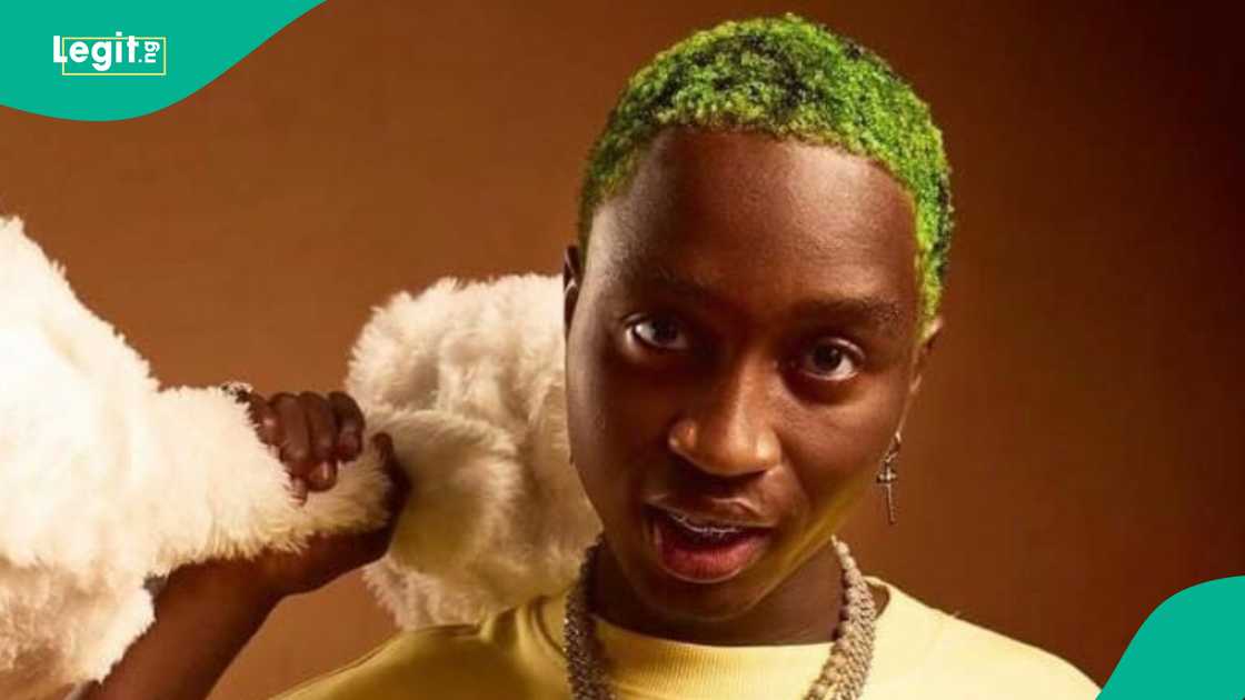 TML Vibez drama during performance at OAU TML Vibez drama during performance at OAU