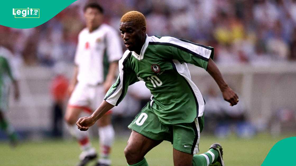 Jay Jay Okocha, Zinedine Zidane, Super Eagles, Nigeria, France Jay Jay Okocha, Zinedine Zidane, Super Eagles, Nigeria, France
