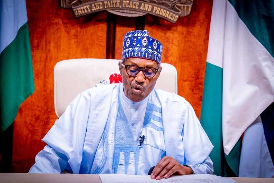 Buhari promises to pull 100 millions out of poverty Buhari promises to pull 100 millions out of poverty