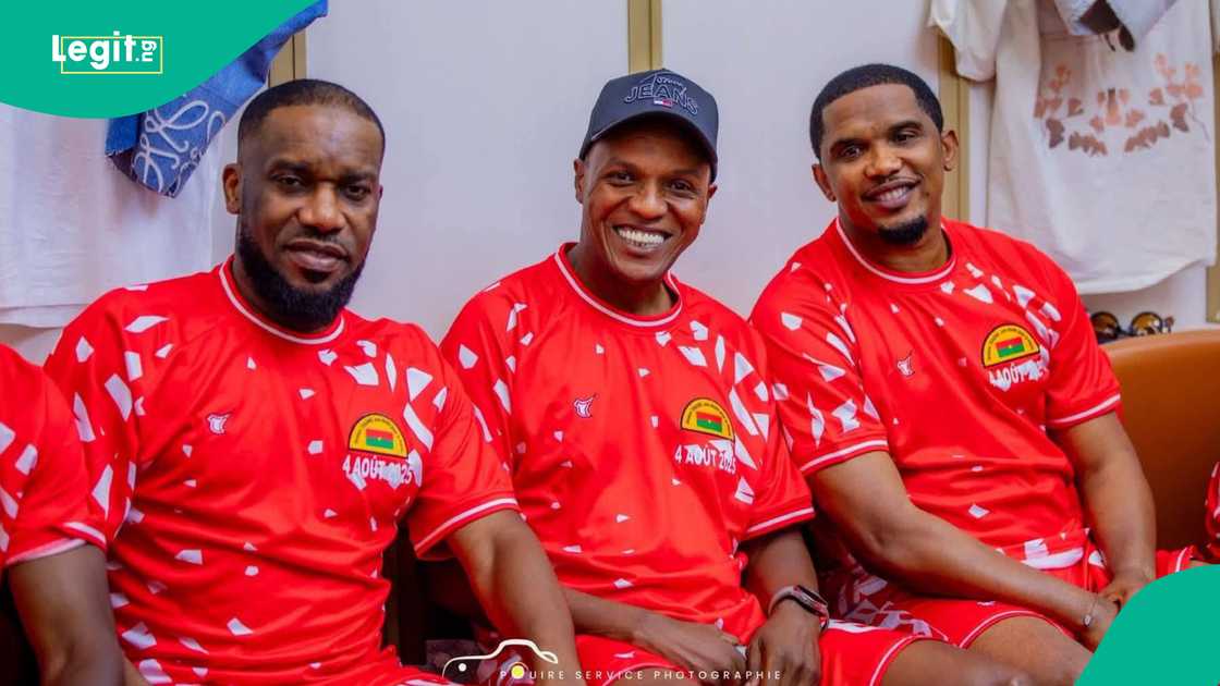 Jay Jay Okocha, Samuel Eto'o, Ibrahim Traore, Burkina Faso, Ouagadougou, Stadium Jay Jay Okocha, Samuel Eto'o, Ibrahim Traore, Burkina Faso, Ouagadougou, Stadium