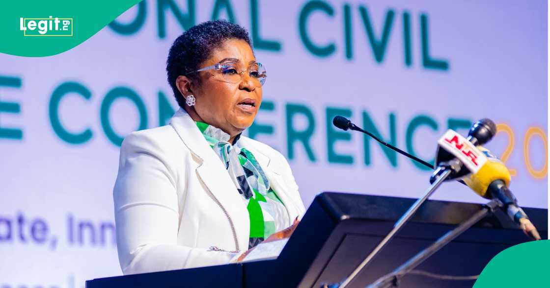 Shugabar ma'aikatan gwamnatin tarayya. Shugabar ma'aikatan gwamnatin tarayya.