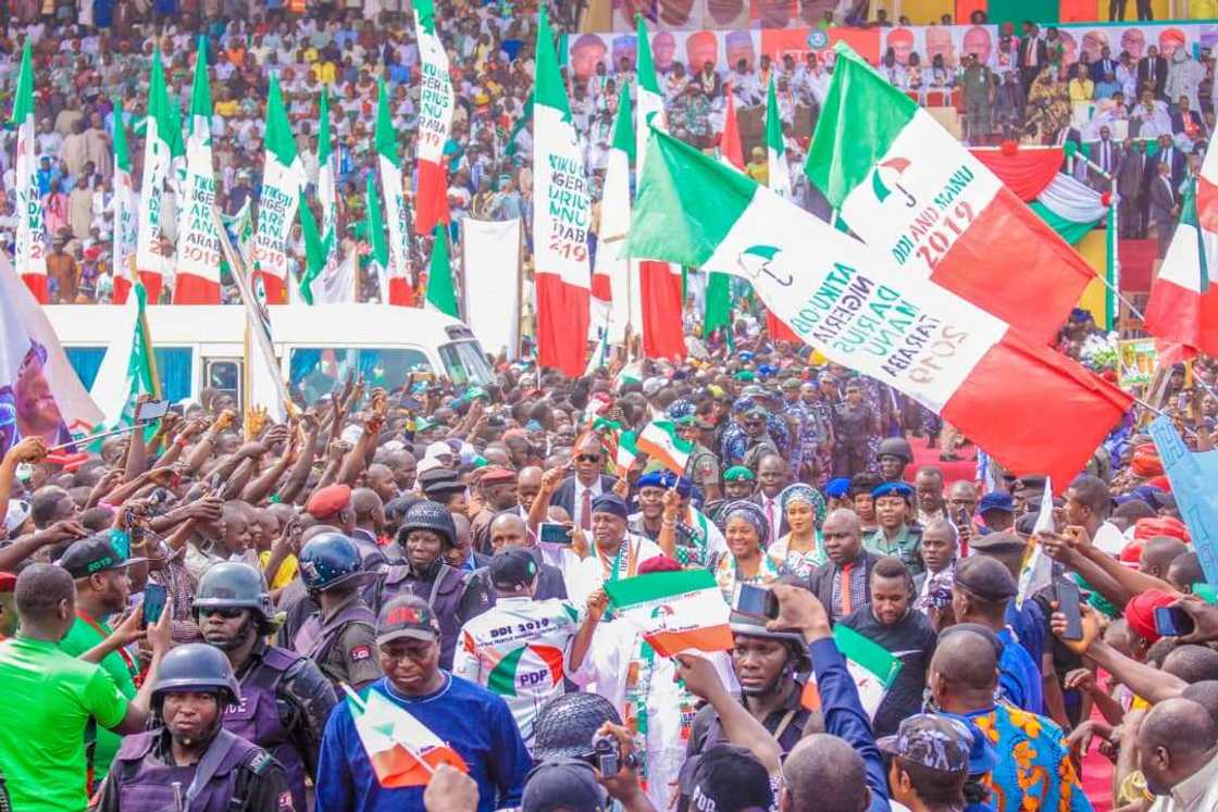 Al'umma sun shaida yayin taron yakin zaben Atiku a Taraba Al'umma sun shaida yayin taron yakin zaben Atiku a Taraba