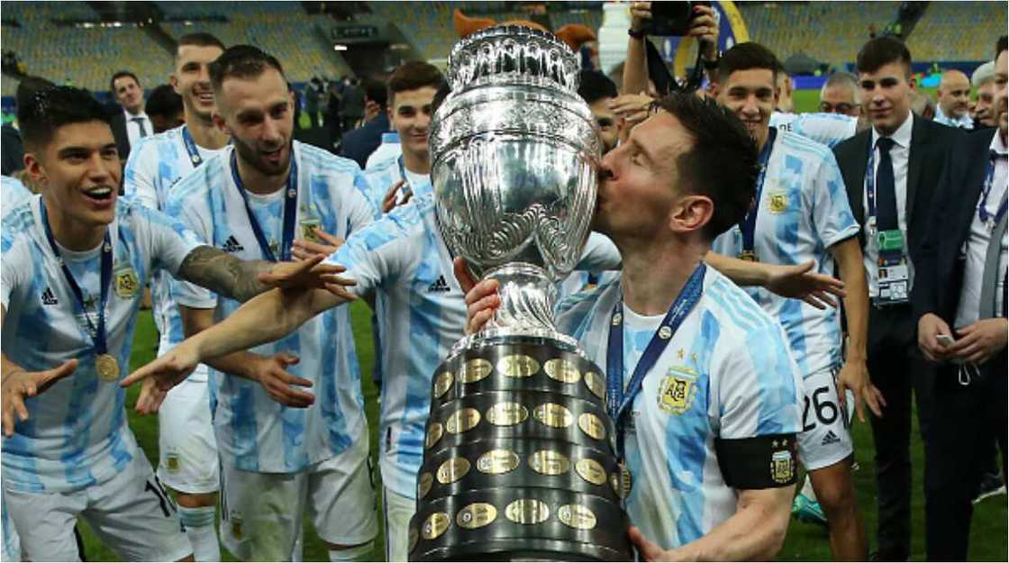 Ronaldo Stunned As Lionel Messi Now Has the 3 Most-Liked Sports Photos on Instagram Ronaldo Stunned As Lionel Messi Now Has the 3 Most-Liked Sports Photos on Instagram