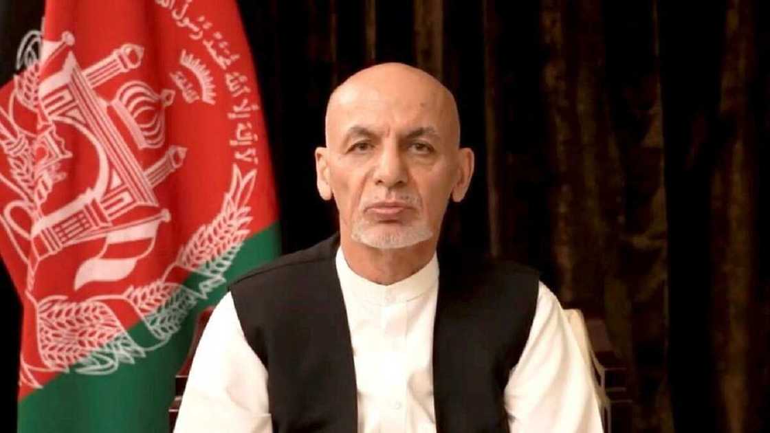 Tsohon Shugaban Afghanistan ya nemi afuwar mutanen ƙasar kan tserewar da ya yi Dubai ya bar su hannun Taliban Tsohon Shugaban Afghanistan ya nemi afuwar mutanen ƙasar kan tserewar da ya yi Dubai ya bar su hannun Taliban
