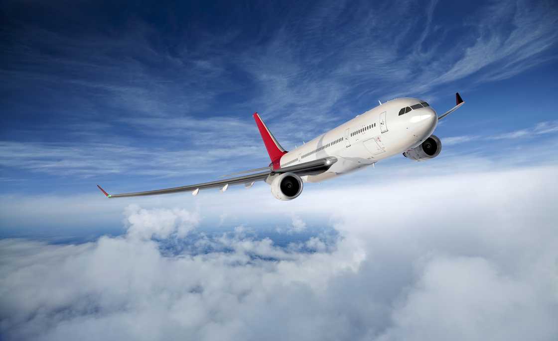 Tropic Air plane hijacked mid-flight lands safely in Belize Tropic Air plane hijacked mid-flight lands safely in Belize