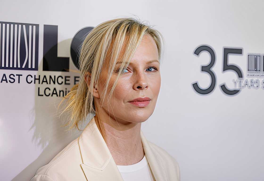 Kim Basinger looks on at The Beverly Hilton Hotel