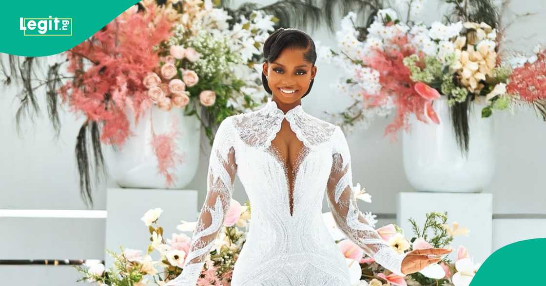 Sophia Momodu shares a funny moment with daughter at Priscy's wedding. Sophia Momodu shares a funny moment with daughter at Priscy's wedding.