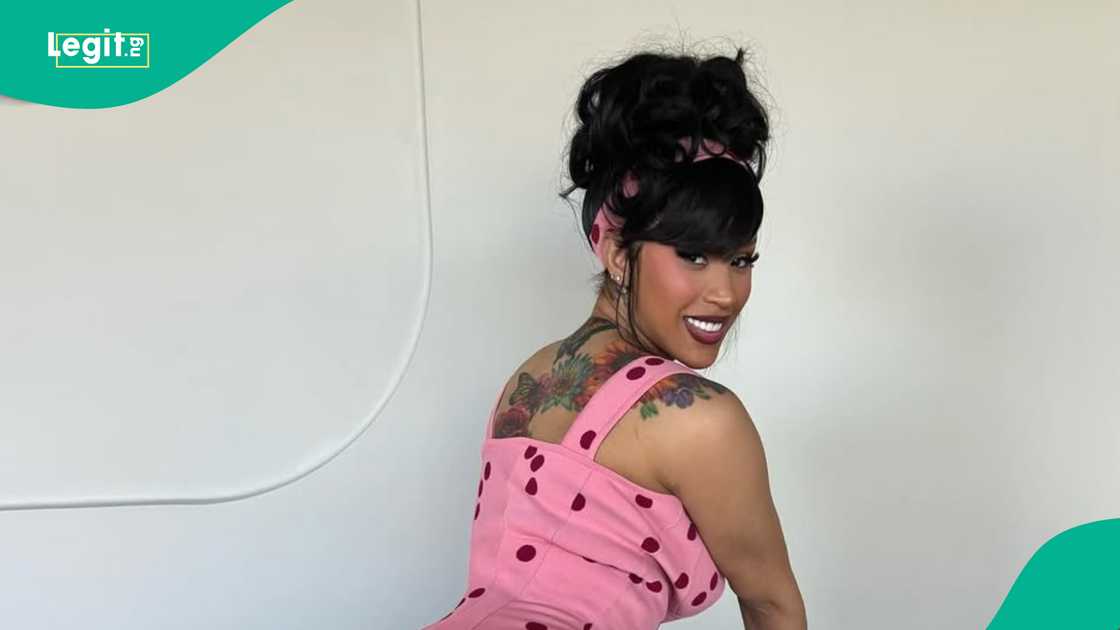 Cardi B trends as she engages reporter.