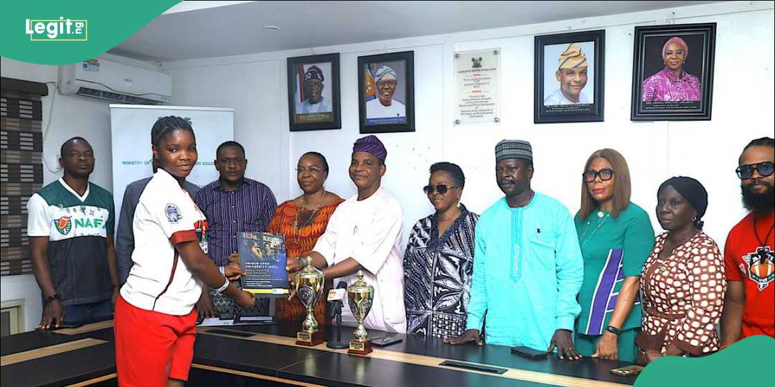 Lagos secondary schools received N20m scholarship awards and cash prizes