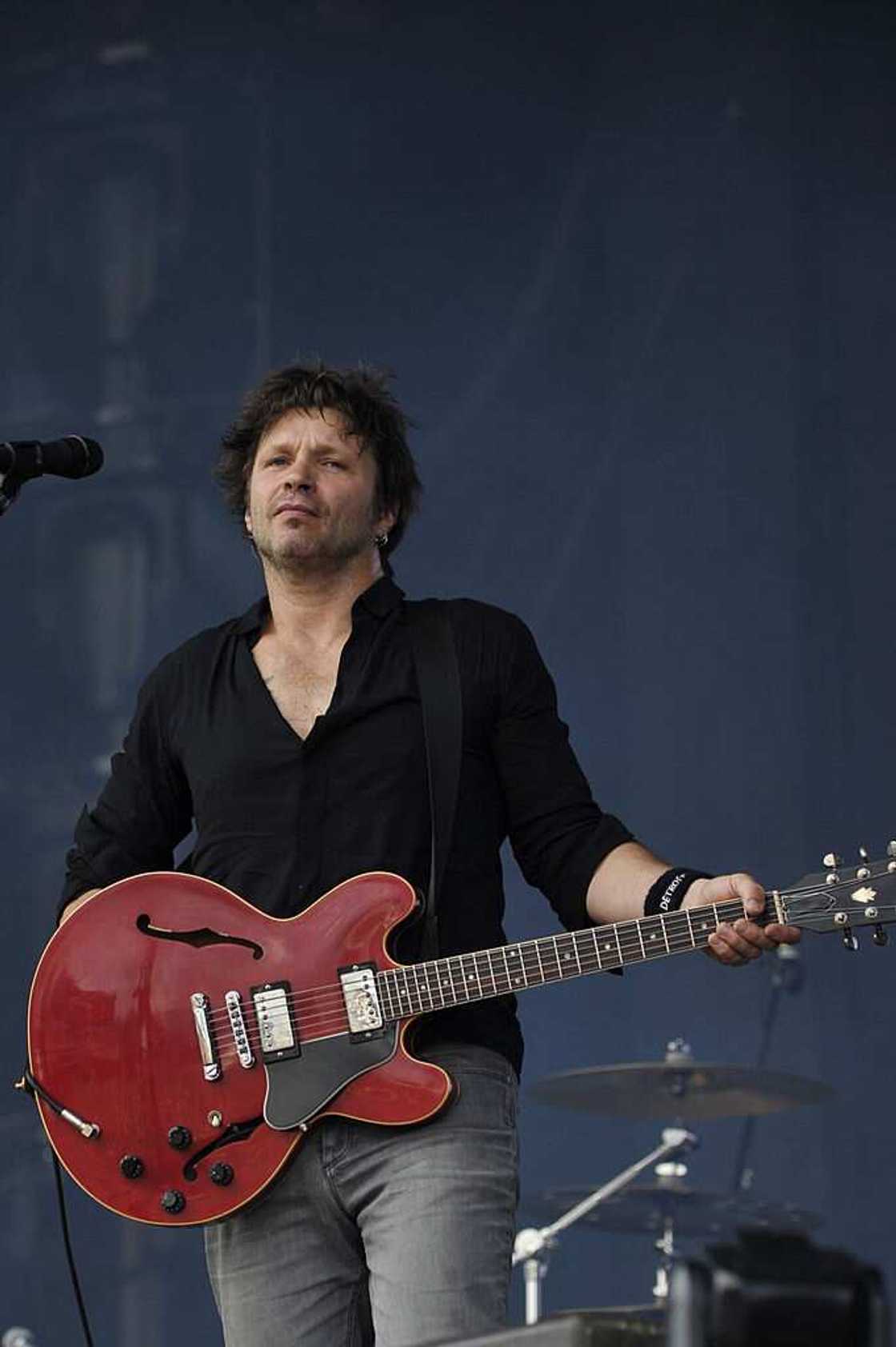 Bertrand Cantat: que devient le chanteur de Noir Désir? Bertrand Cantat: que devient le chanteur de Noir Désir?