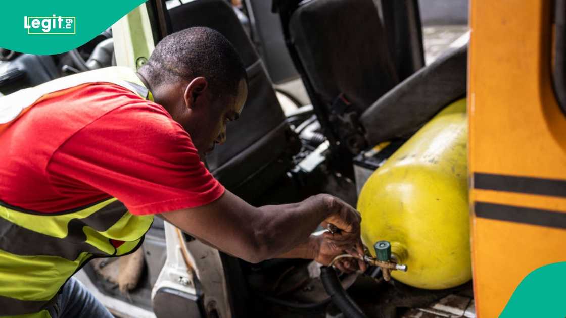 CNG Adoption Slow in Nigeria as Motorists Decry Shortage of Refuelling Stations. Motorists say limited CNG refuelling stations are slowing Nigeria’s transition from petrol, despite CNG being significantly cheaper. CNG Adoption Slow in Nigeria as Motorists Decry Shortage of Refuelling Stations. Motorists say limited CNG refuelling stations are slowing Nigeria’s transition from petrol, despite CNG being significantly cheaper.