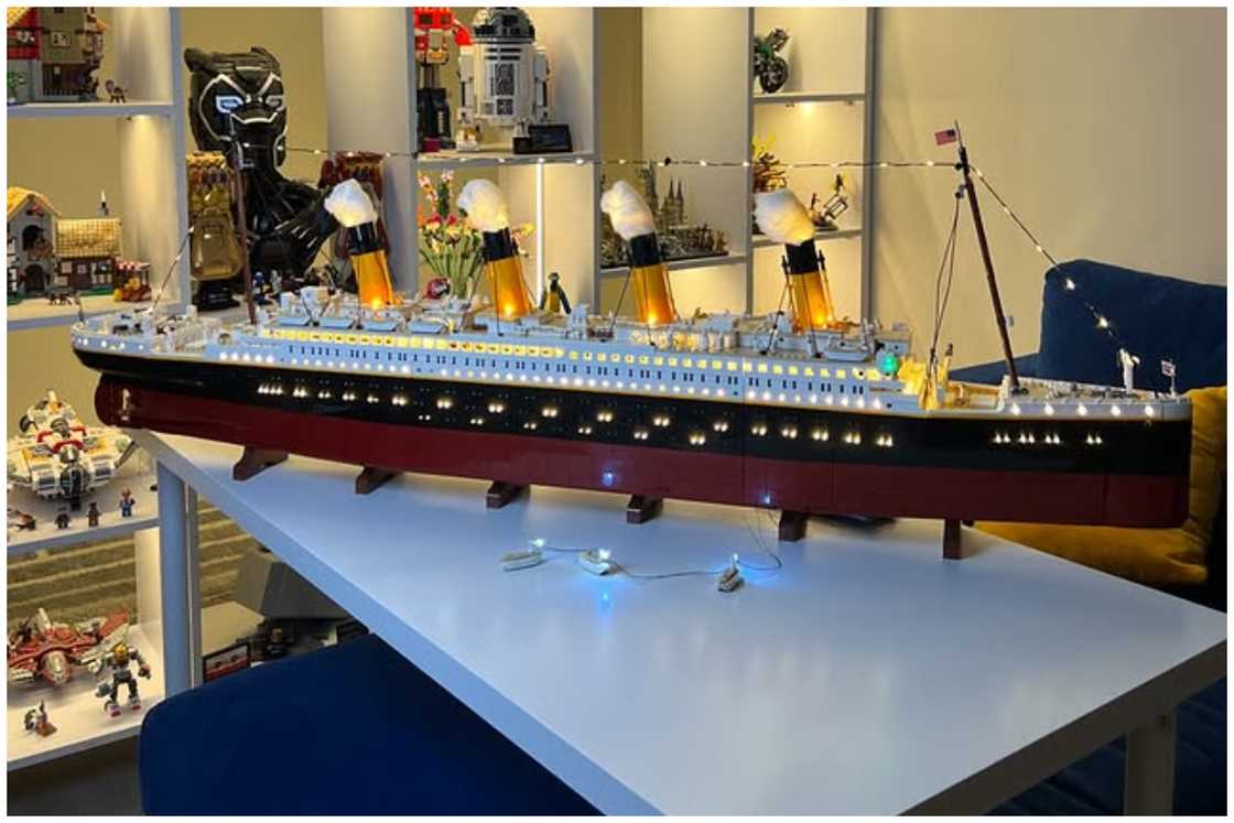 LEGO Icons Titanic