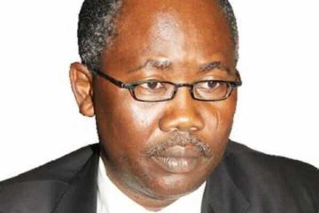 Kotu ta amince EFCC ta cigaba da tsare tsohon ministan shari'a na tsawon kwanaki 14 Kotu ta amince EFCC ta cigaba da tsare tsohon ministan shari'a na tsawon kwanaki 14