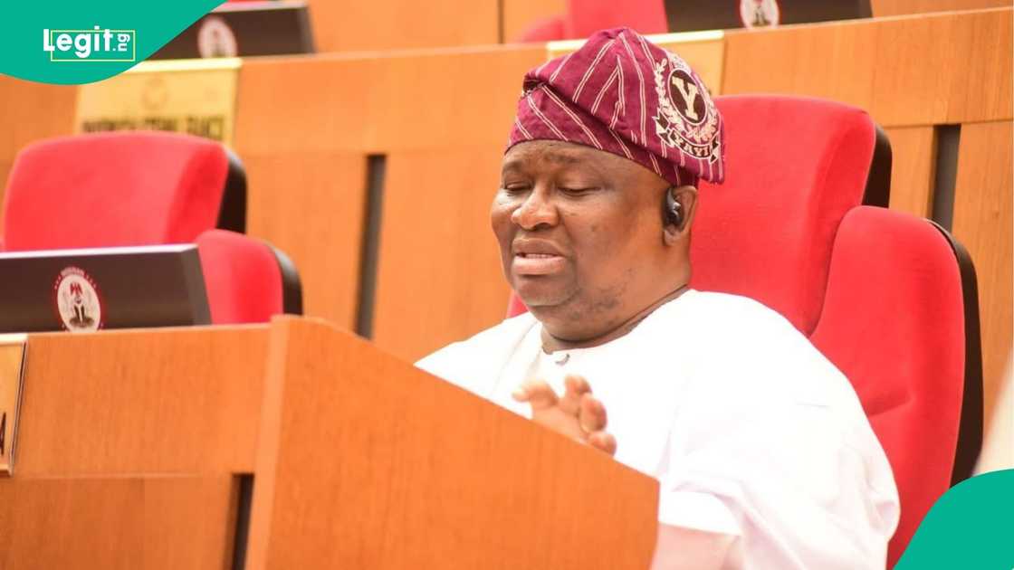 Senator Solomon Adeola Olamilekan has picked up the APC N0 million nomination form for the Ogun state governorship race. Senator Solomon Adeola Olamilekan has picked up the APC N0 million nomination form for the Ogun state governorship race.