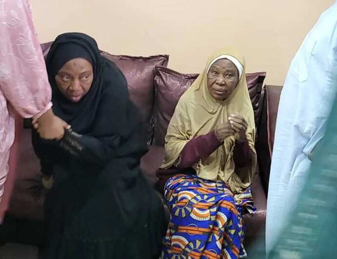 An sako mata mai shekaru 90 da aka sace a jirgin Kaduna An sako mata mai shekaru 90 da aka sace a jirgin Kaduna