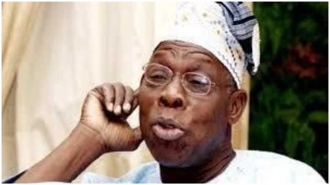 It’s wrong to expect your husband to apologise, Obasanjo’s wife lectures women on how to keep their homes It’s wrong to expect your husband to apologise, Obasanjo’s wife lectures women on how to keep their homes