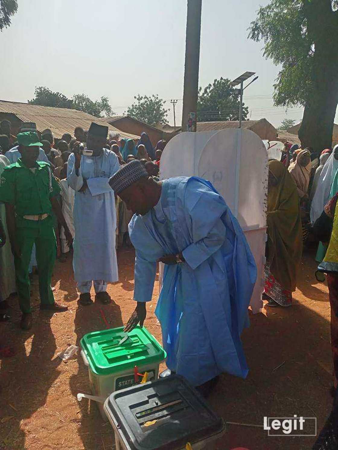 Kai-tsaye: Yadda zaben shugaban kasa da 'yan majalisun tarayya ke gudana a Sokoto, Jigawa da Kebbi Kai-tsaye: Yadda zaben shugaban kasa da 'yan majalisun tarayya ke gudana a Sokoto, Jigawa da Kebbi