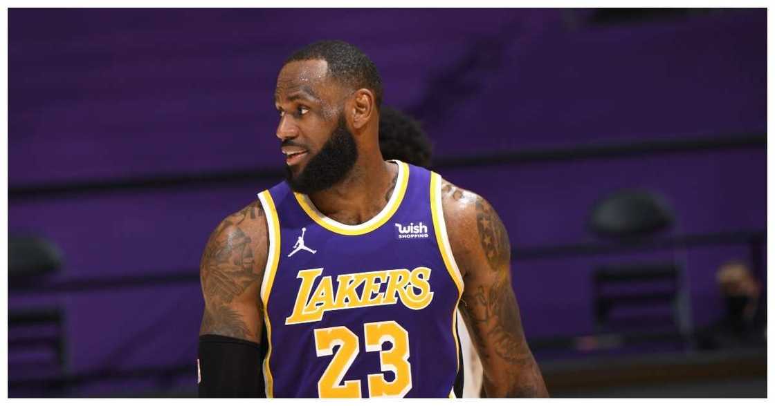 Zlatan vs Lebron: Lakers star hits out at Ibrahimovic after Swede told him to “Stick to Sports” Zlatan vs Lebron: Lakers star hits out at Ibrahimovic after Swede told him to “Stick to Sports”