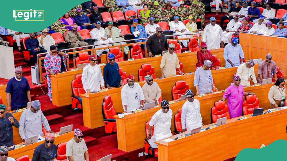 Lagos State House of Assembly members have denied the report of dumping the party amid the crisis rocking the assembly. Lagos State House of Assembly members have denied the report of dumping the party amid the crisis rocking the assembly.