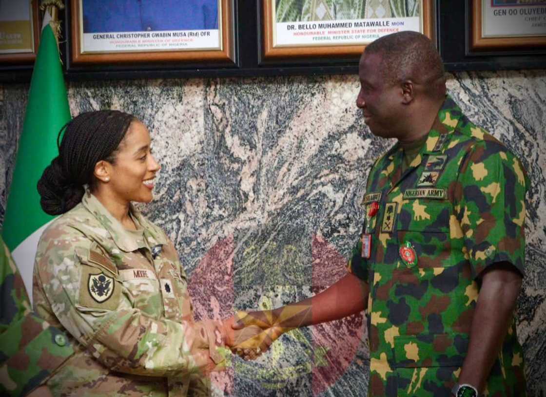 Shugaban sojin kasan Najeriya da sojar Amurka