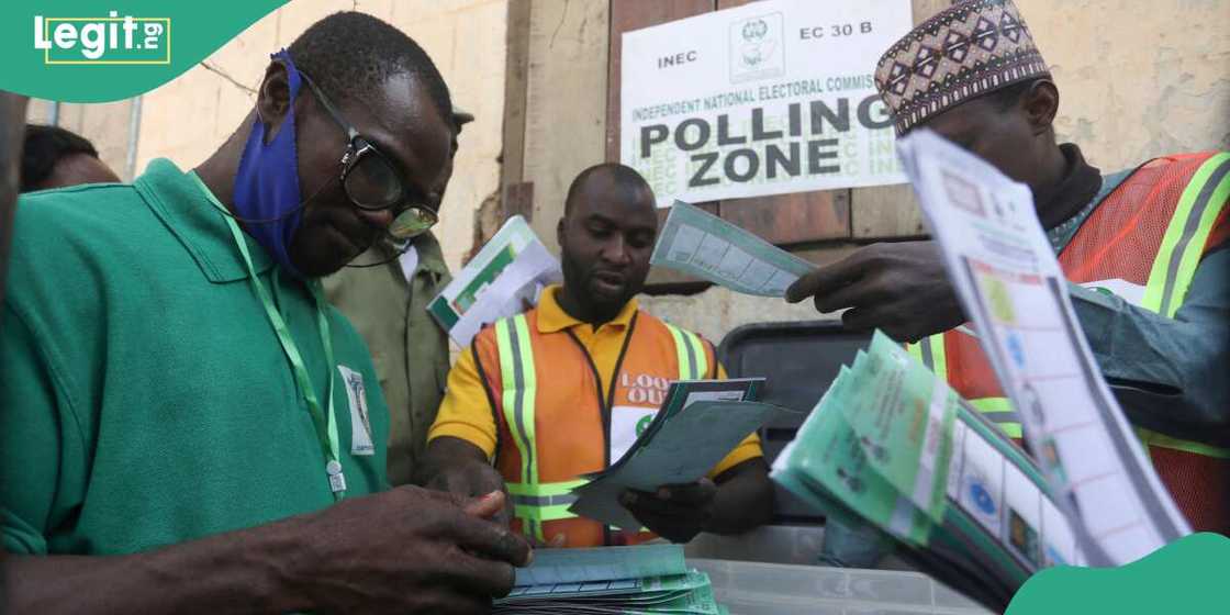 Zaben cike gurbi: "Ana amfani da jami'an tsaro wajen sayen kuri'u a Kaduna Zaben cike gurbi: "Ana amfani da jami'an tsaro wajen sayen kuri'u a Kaduna