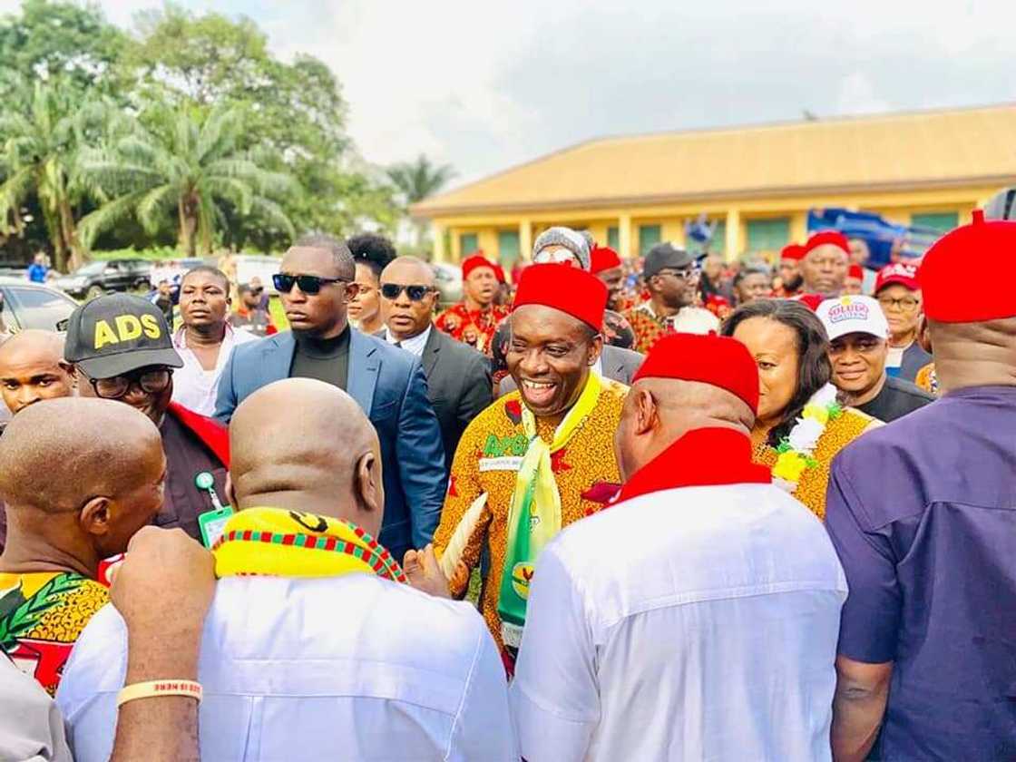 2023: Masu neman takarar gwamna 7 daga APC da PDP na shirin sauya sheka zuwa APGA a wata jihar kudu maso gabas 2023: Masu neman takarar gwamna 7 daga APC da PDP na shirin sauya sheka zuwa APGA a wata jihar kudu maso gabas