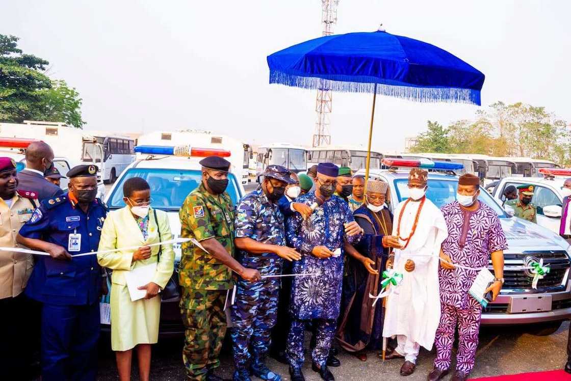 Gwamna ya ce jiharsa ce kan gaba wurin yawan Yahoo Boys a Najeriya Gwamna ya ce jiharsa ce kan gaba wurin yawan Yahoo Boys a Najeriya