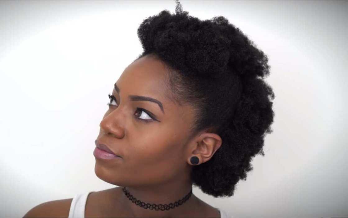 How to style short natural hair How to style short natural hair