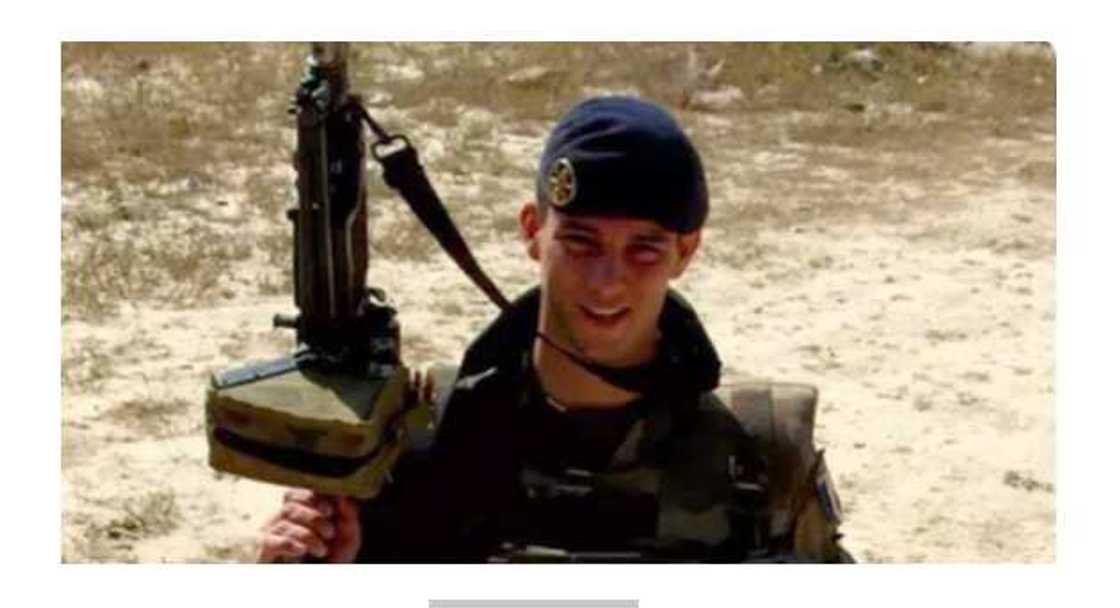 Qu'advient-il de Florian Menesplier, le policier impliqué dans le décès de Nahel ? Qu'advient-il de Florian Menesplier, le policier impliqué dans le décès de Nahel ?
