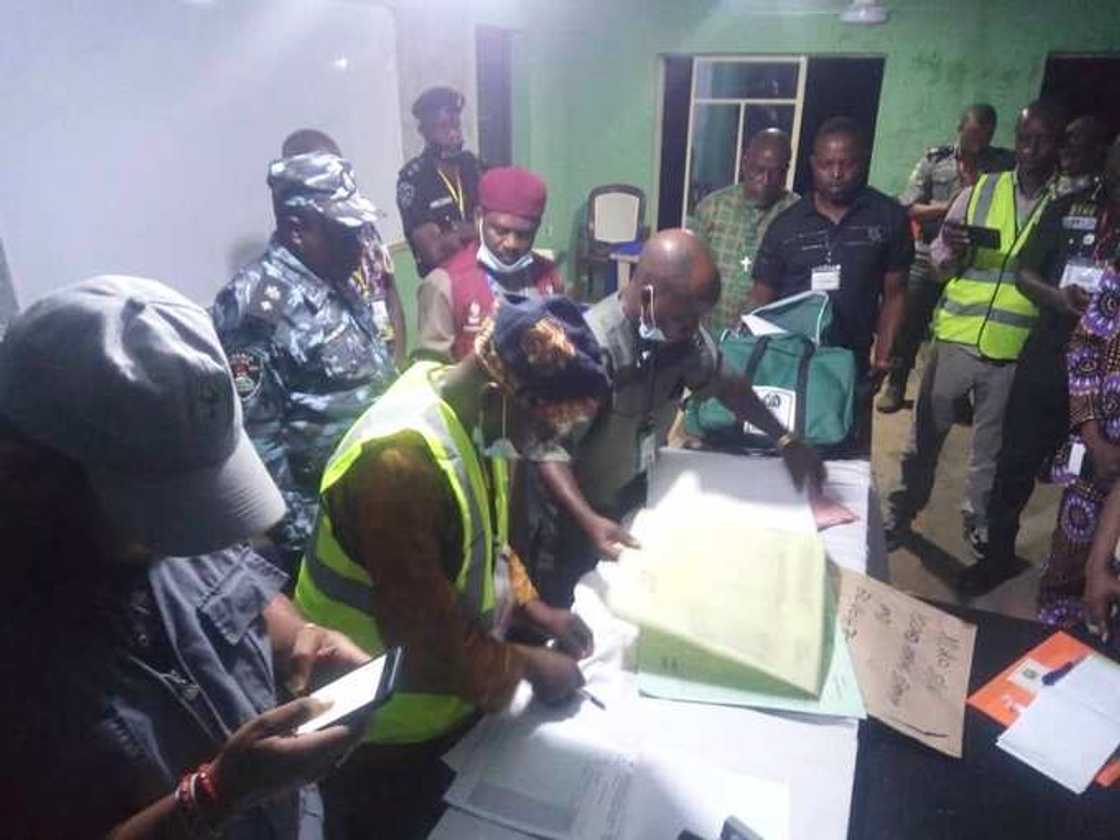 Tattara sakamakon zabe Tattara sakamakon zabe