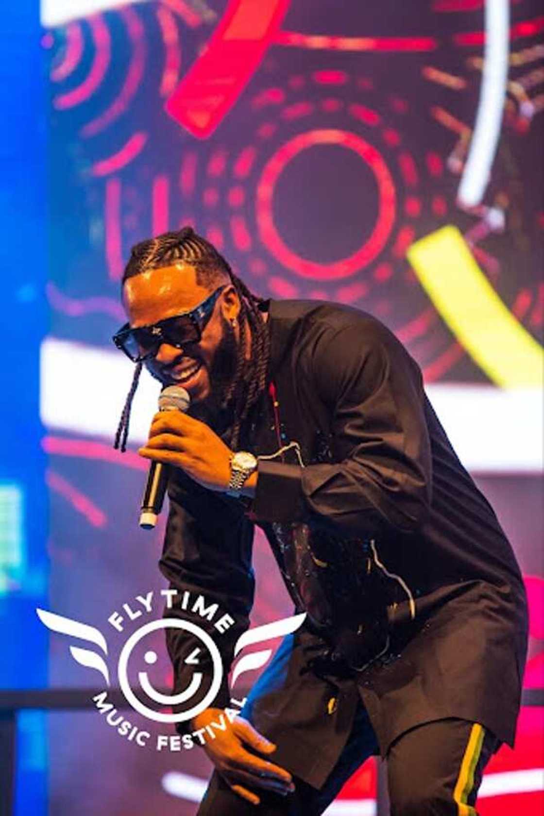 Flytime Music Festival Day 2: Ne-Yo, Bovi, Flavour, Simi & Chike Thrilled Fans and Couples